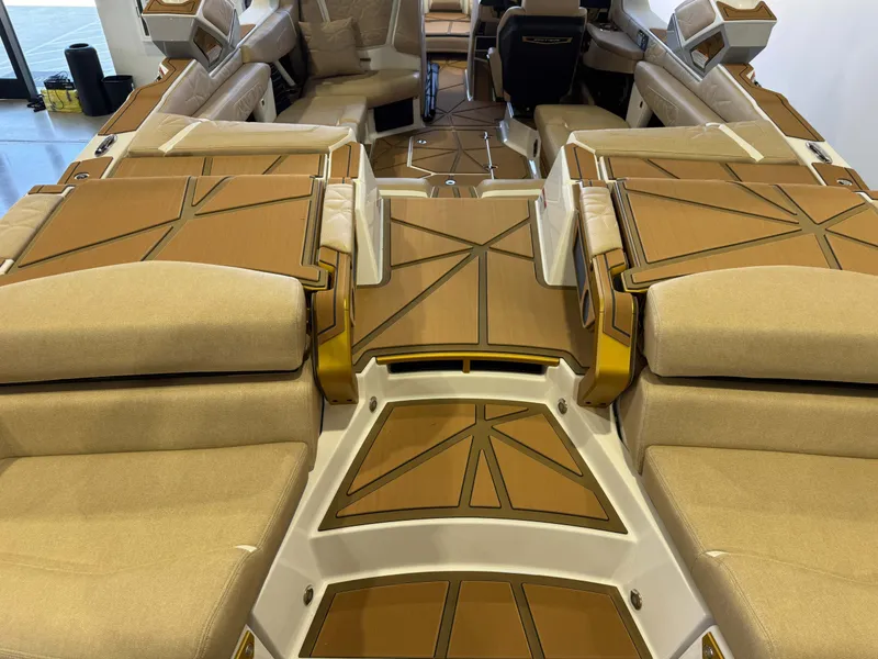 Slide: The Image of Nautique Super Air Nautique G23 Paragon 2027 - 10