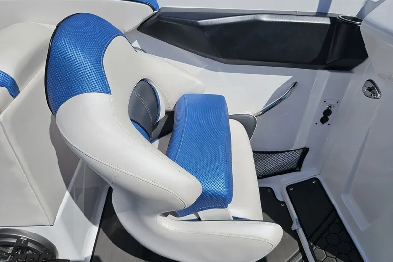 Slide: The Image of 2022 Scarab 255 Wake ID boat seat with blue and white upholstery. - 64