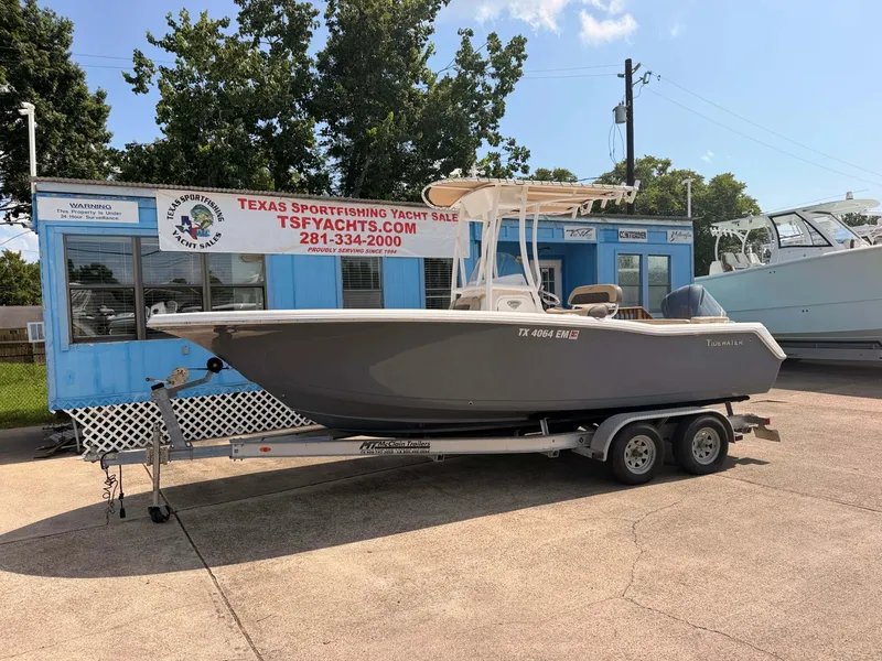 The Image of Tidewater 220 LXF 2019 - 1