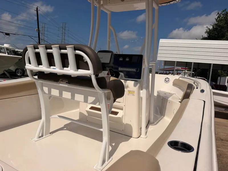 Slide: The Image of Tidewater 220 LXF 2019 - 5