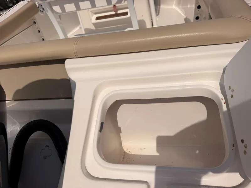 Slide: The Image of Tidewater 220 LXF 2019 - 7