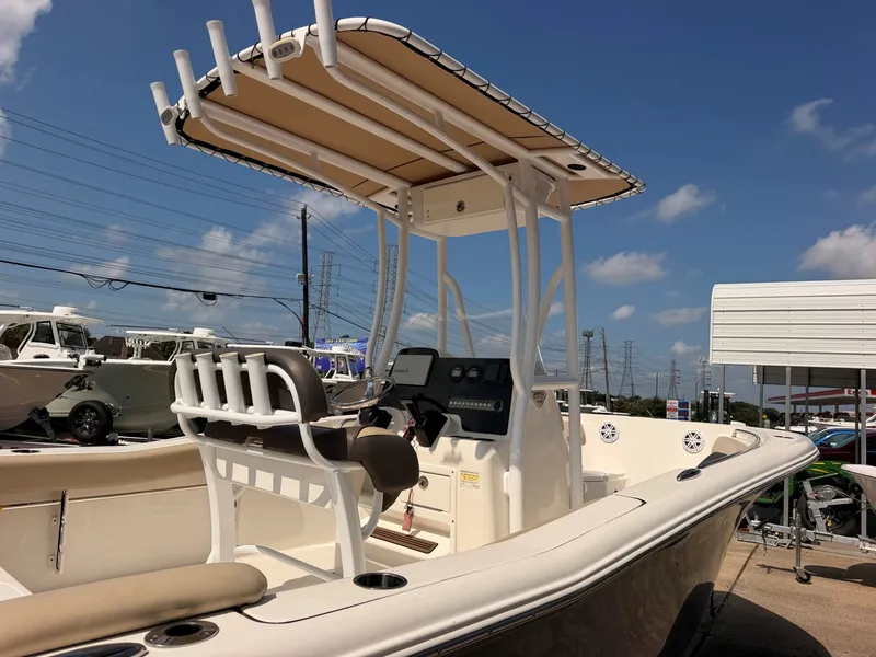 Slide: The Image of Tidewater 220 LXF 2019 - 4