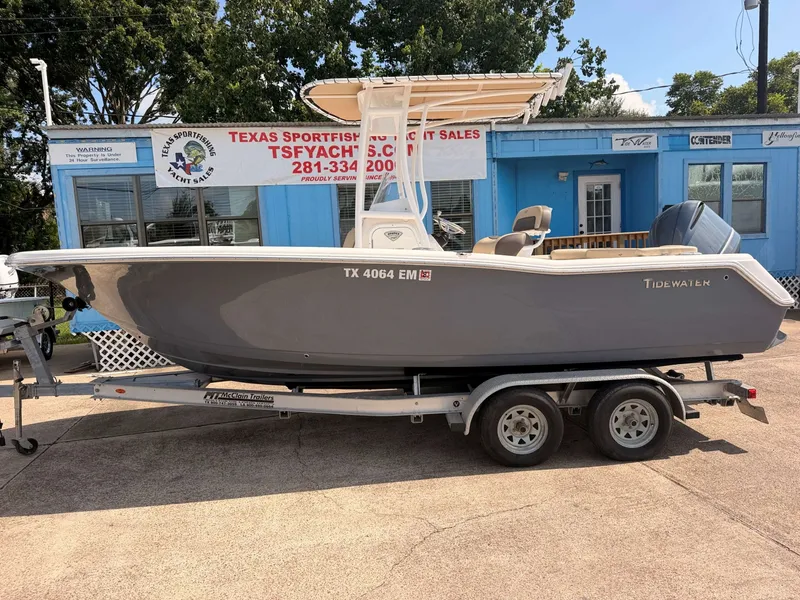 Slide: The Image of Tidewater 220 LXF 2019 - 2