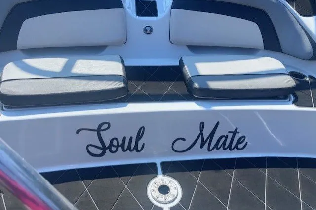 Slide: The Image of 2013 Yamaha Boats 212X with "Soul Mate" lettering on the deck. - 16