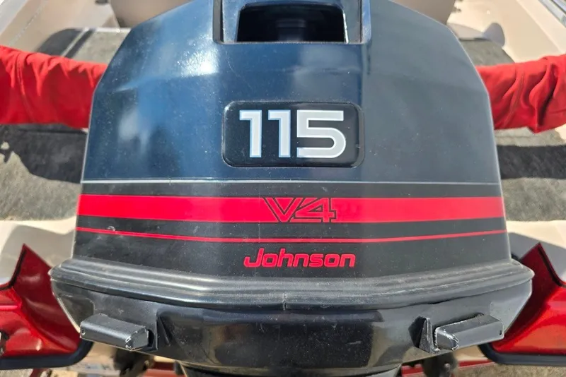 Slide: The Image of 1997 Cajun 1700 Fish and Ski boat with Johnson 115 V4 outboard motor. - 12