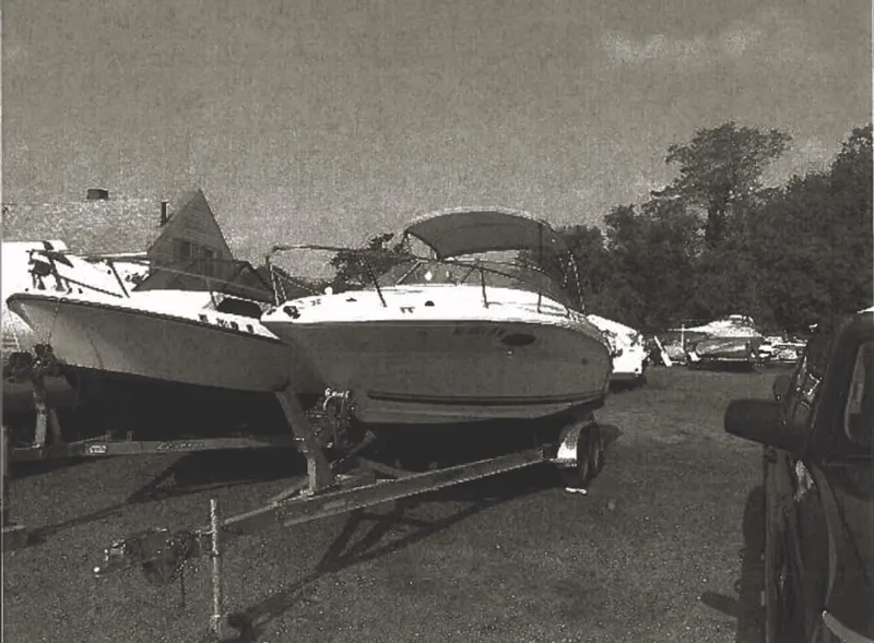 The Image of Sea Ray 225 Weekender 2003 - 0