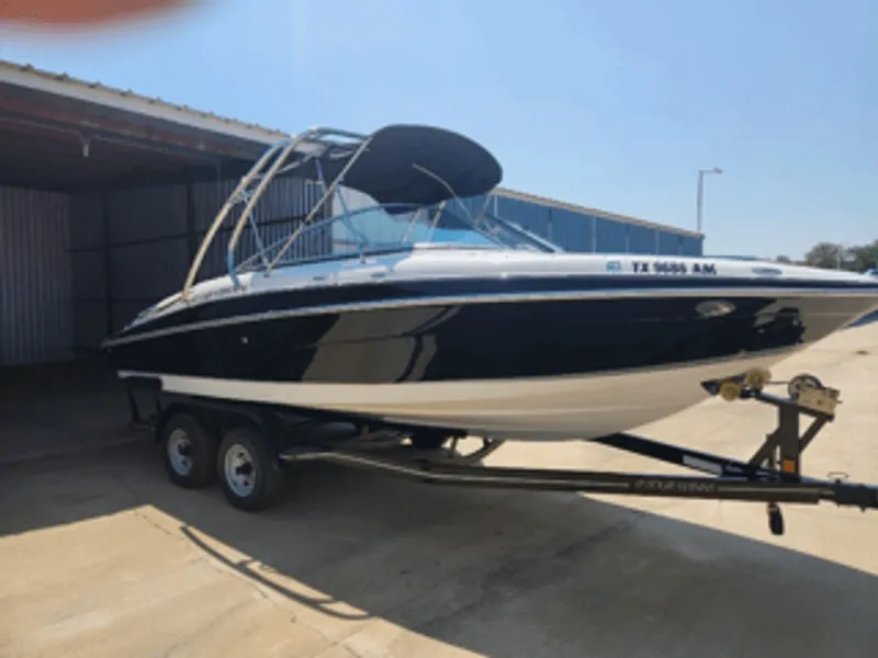 The Image of Four Winns 240 Horizon 2007 - 0