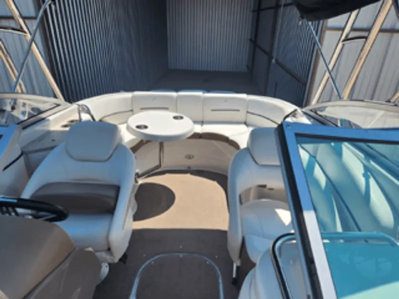 Slide: The Image of Four Winns 240 Horizon 2007 - 9