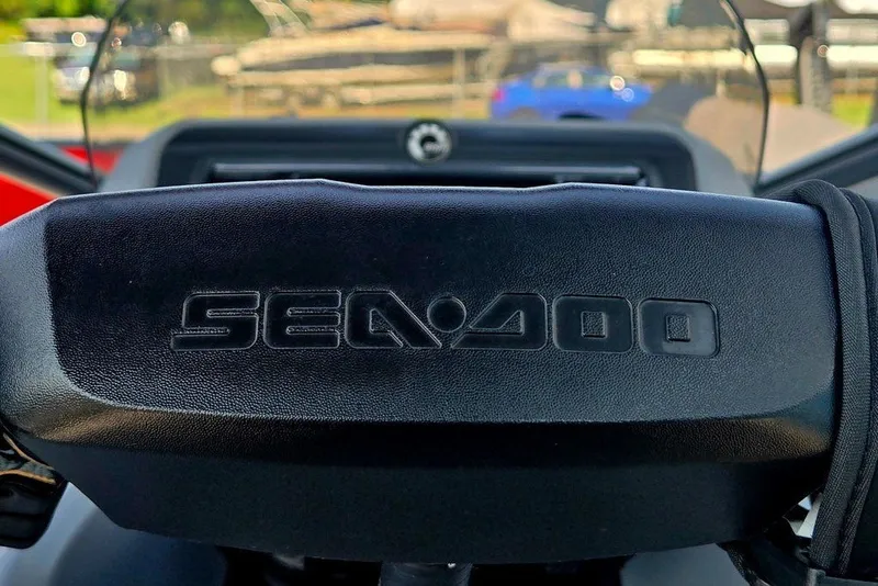 Slide: The Image of Close-up of 2023 Sea-Doo Switch Cruise 21 steering wheel with logo. - 4