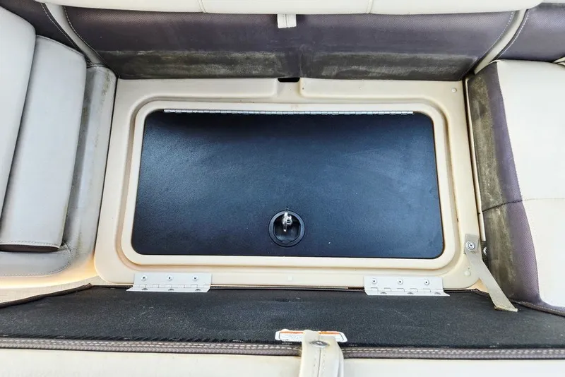 Slide: The Image of Storage compartment on a 2018 Sun Tracker Party Barge 22 XP3 boat seat. - 39