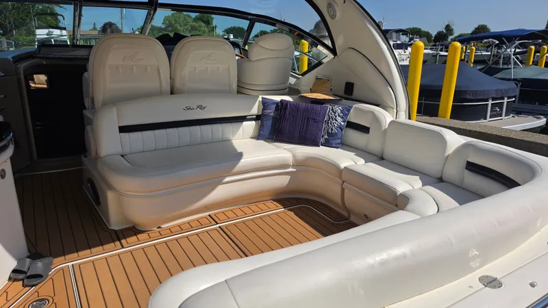 Slide: The Image of Sea Ray 420 Sundancer 2005 - 5