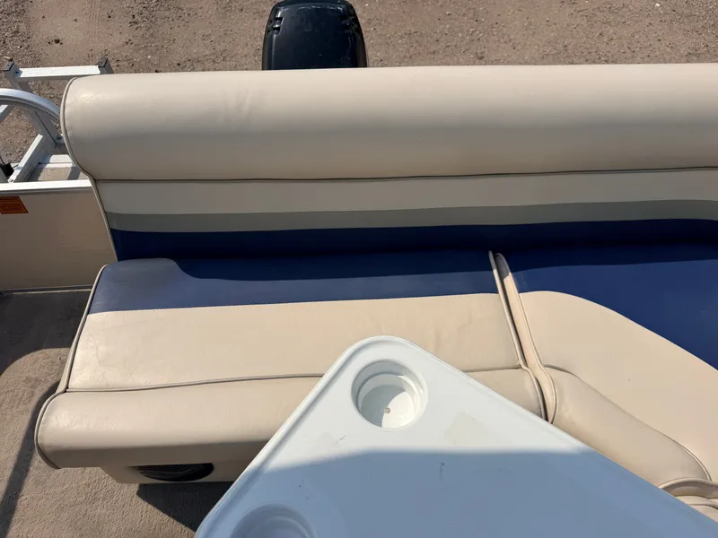 Slide: The Image of Weeres 200 Cadet & 25HP Mercury 4Stroke 2007 - 29