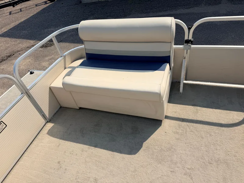 Slide: The Image of Weeres 200 Cadet & 25HP Mercury 4Stroke 2007 - 16