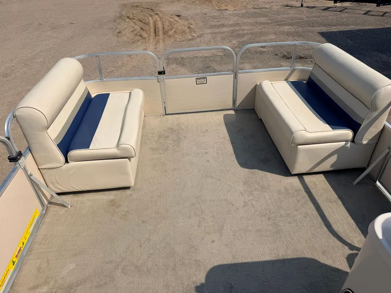 Slide: The Image of Weeres 200 Cadet & 25HP Mercury 4Stroke 2007 - 3