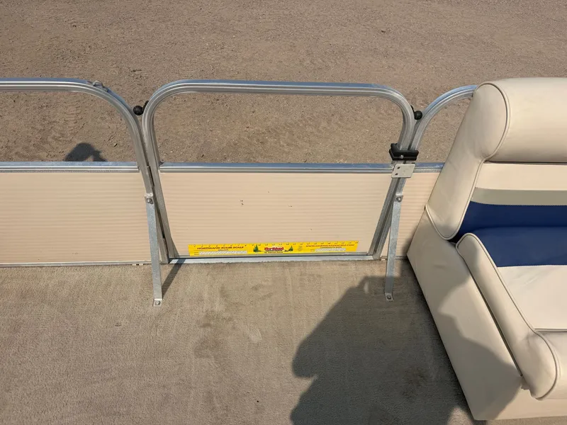 Slide: The Image of Weeres 200 Cadet & 25HP Mercury 4Stroke 2007 - 13