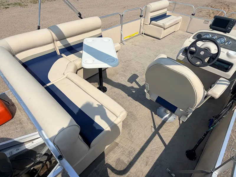 Slide: The Image of Weeres 200 Cadet & 25HP Mercury 4Stroke 2007 - 6