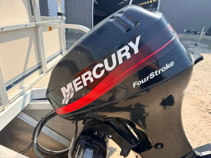 Slide: The Image of Weeres 200 Cadet & 25HP Mercury 4Stroke 2007 - 50
