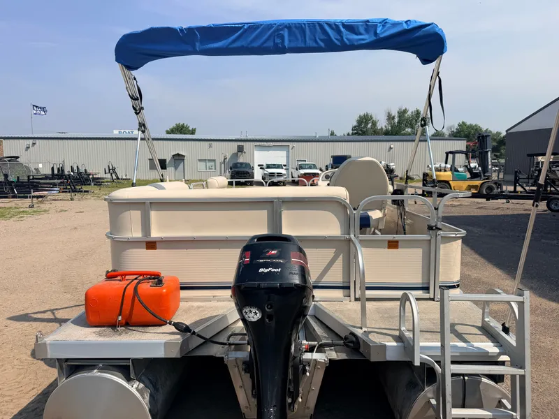 Slide: The Image of Weeres 200 Cadet & 25HP Mercury 4Stroke 2007 - 41