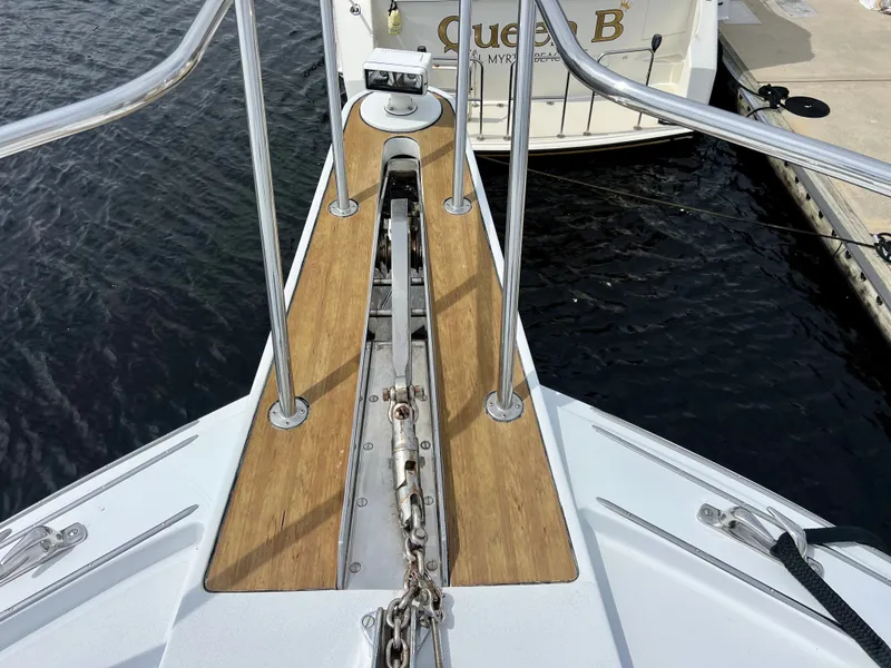 Slide: The Image of Hatteras 82 Convertible 1996 - 29