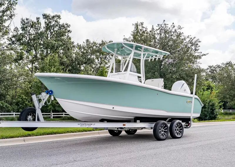 The Image of Sea Hunt Ultra 219 2027 - 1