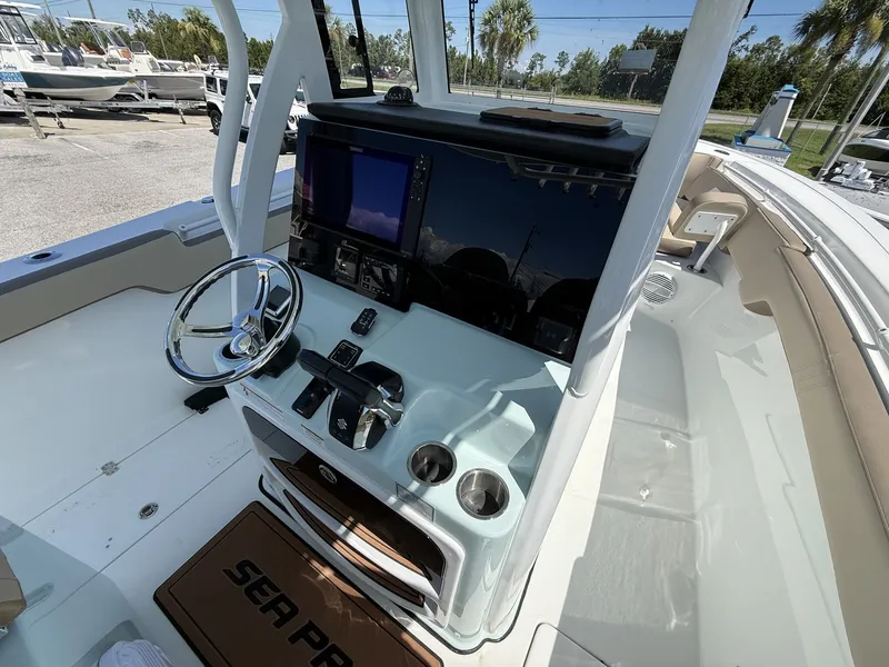 Slide: The Image of Sea Pro 292 2027 - 9