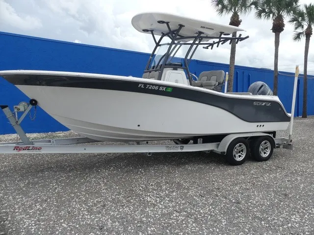 Slide: The Image of Sea Fox 228 Commander 2021 - 2