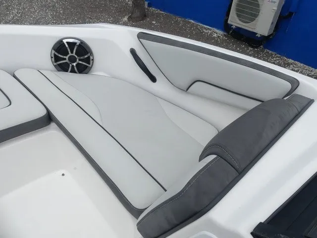 Slide: The Image of Yamaha SX190 2022 - 12
