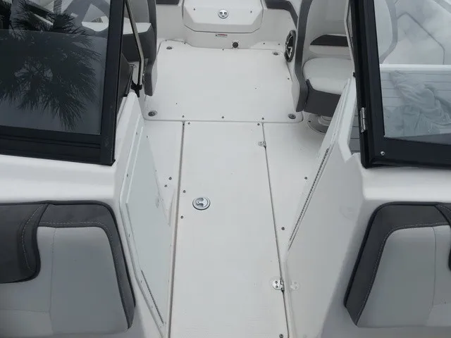 Slide: The Image of Yamaha SX190 2022 - 18