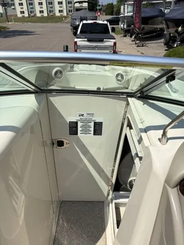 Slide: The Image of Sea Ray 220 Sundeck 2007 - 16