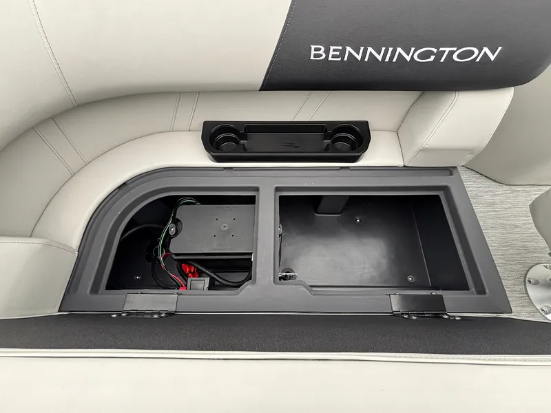 Slide: The Image of Bennington 20 S1SR Base 2027 - 27