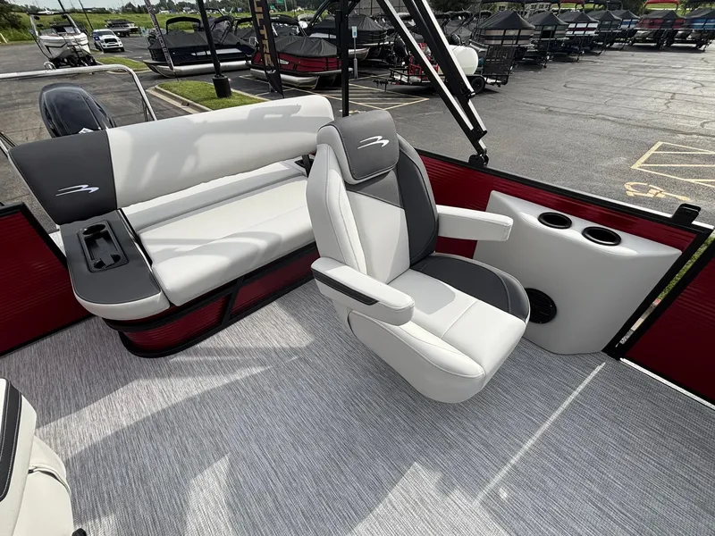 Slide: The Image of The image shows the cockpit of a 2027 Bennington 21 S1SB SPS with modern seating. - 19