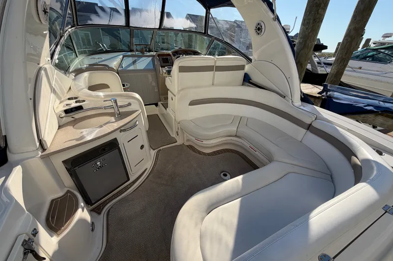 Slide: The Image of Luxurious 2003 Sea Ray Sundancer 320 yacht interior with plush seating and modern amenities. - 7