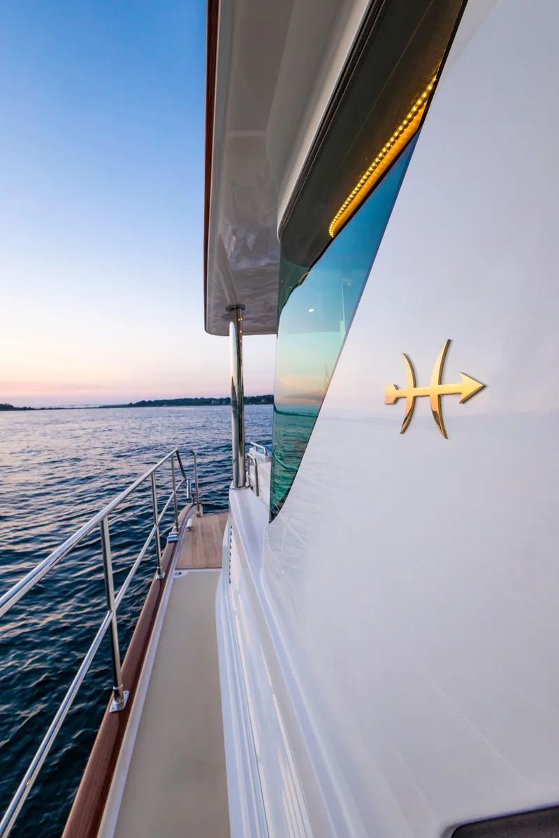 Slide: The Image of Hunt Ocean 63 Flybridge 2020 - 66