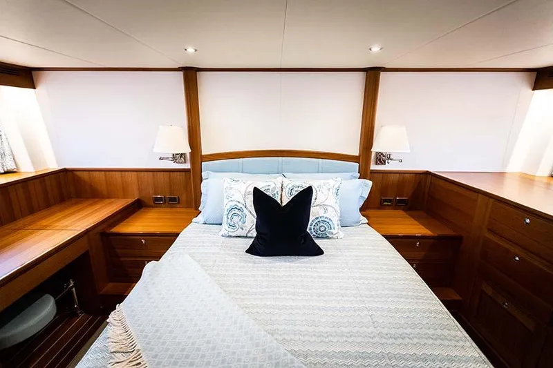 Slide: The Image of Hunt Ocean 63 Flybridge 2020 - 60