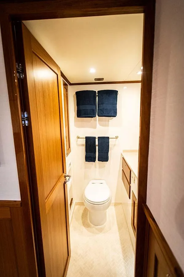 Slide: The Image of Hunt Ocean 63 Flybridge 2020 - 62