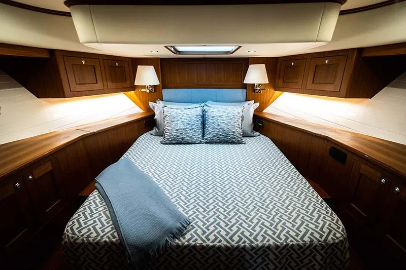 Slide: The Image of Hunt Ocean 63 Flybridge 2020 - 55