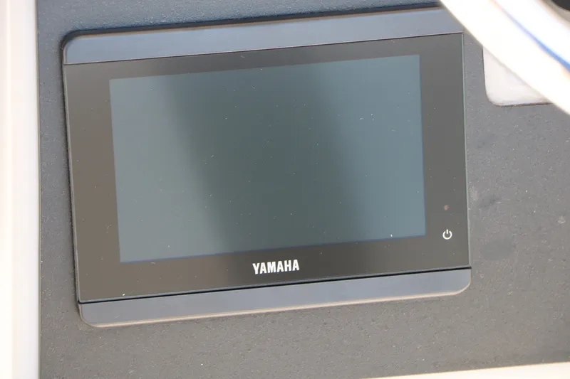 Slide: The Image of Yamaha display screen on 2026 Robalo R230 Center Console boat dashboard. - 35