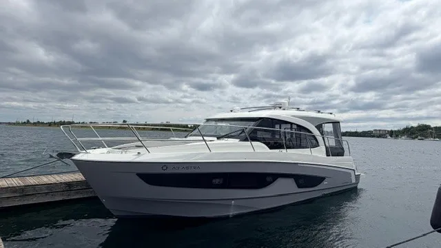 Slide: The Image of Beneteau Antares 11 2025 - 1