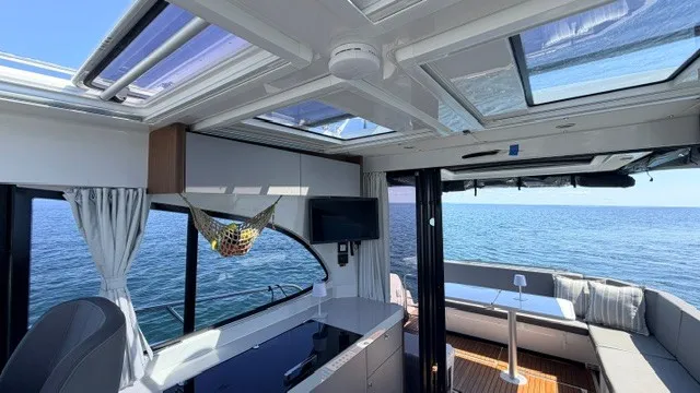 Slide: The Image of Beneteau Antares 11 2025 - 18
