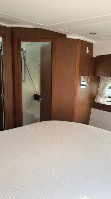 Slide: The Image of Beneteau Antares 11 2025 - 29