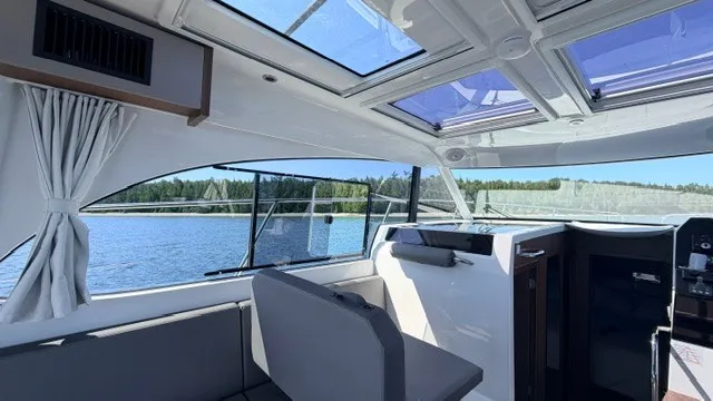 Slide: The Image of Beneteau Antares 11 2025 - 23