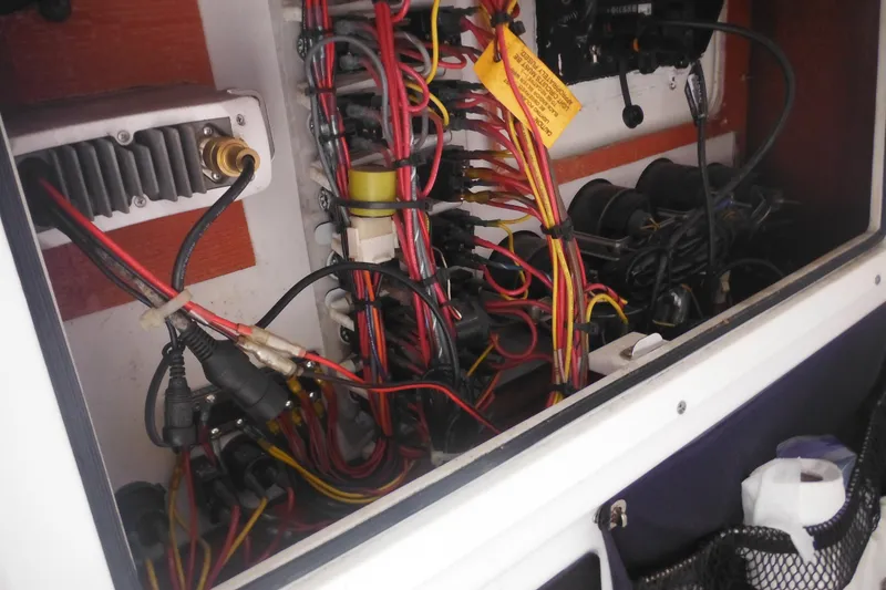 Slide: The Image of Electrical wiring inside a 2006 Southport 26 Center Console boat. - 32