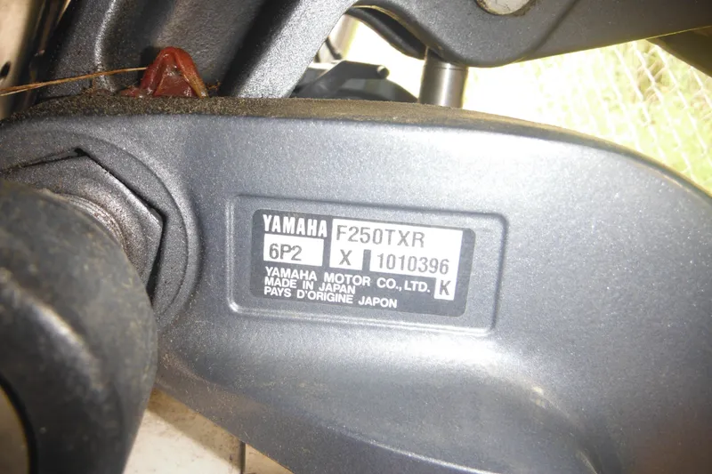 Slide: The Image of Yamaha F250TXR engine label on 2006 Southport 26 Center Console boat. - 11