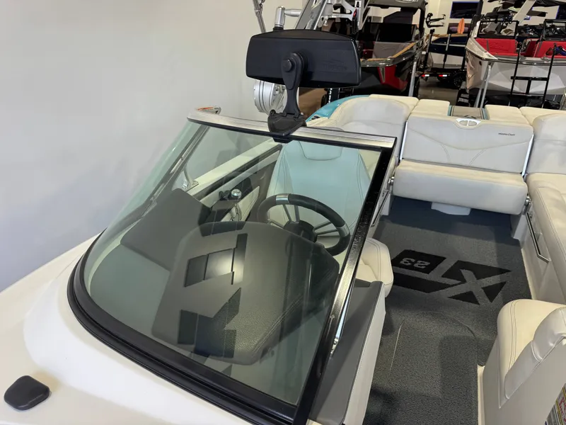 Slide: The Image of MasterCraft XT23 2019 - 19