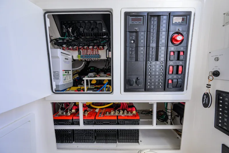 Slide: The Image of Electrical panel and battery setup in 2025 Valhalla Boatworks V-33 model. - 72