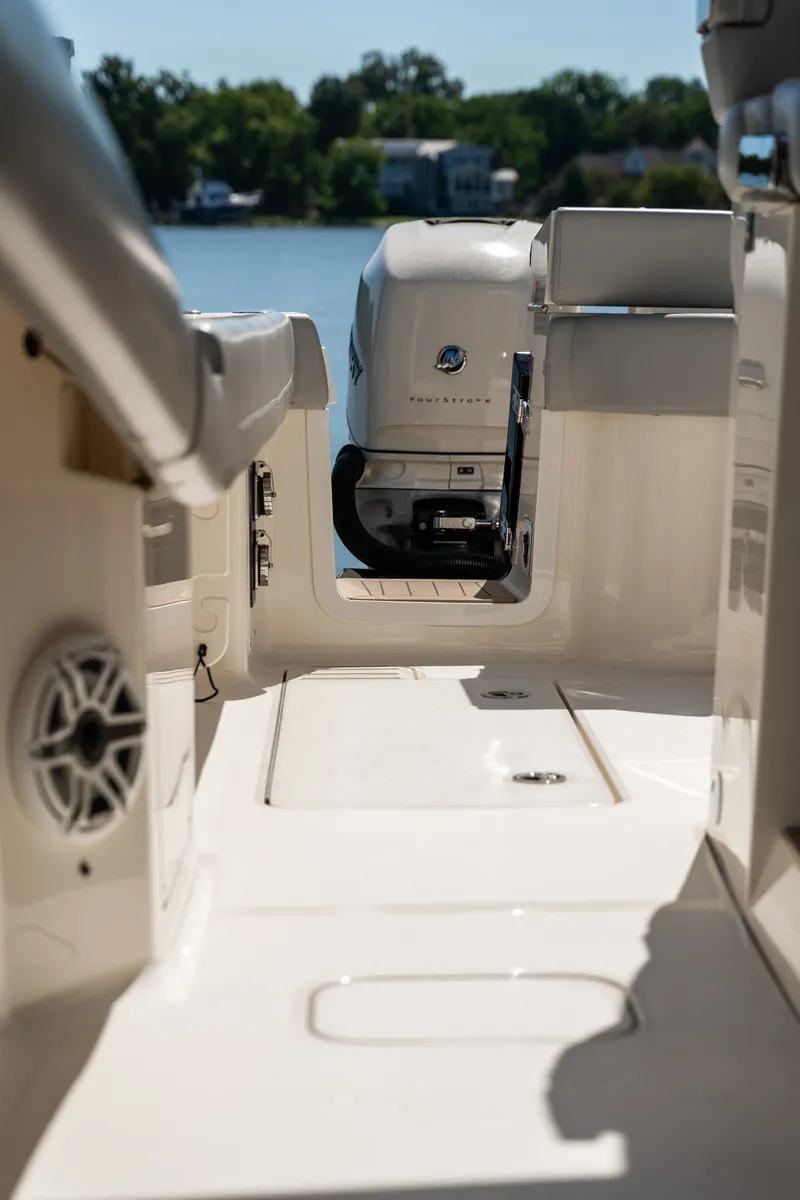 Slide: The Image of Scout 420 LXF 2020 - 55