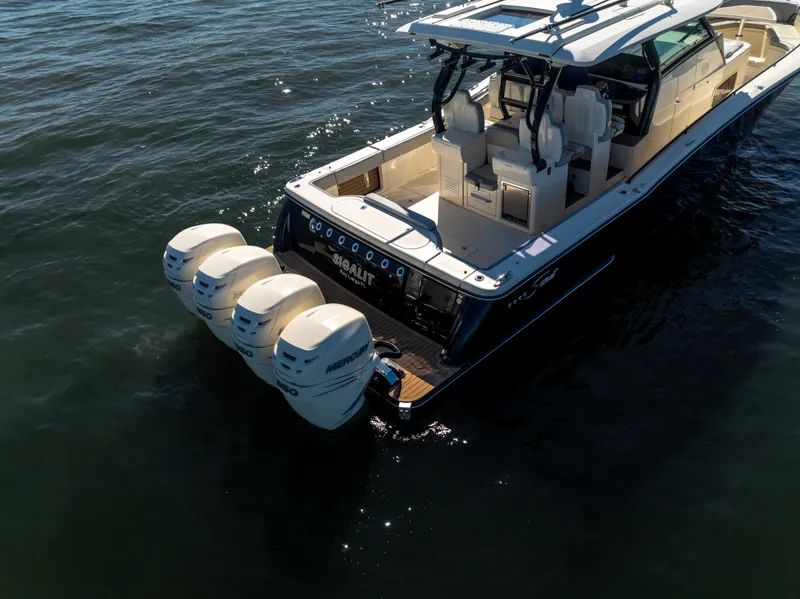Slide: The Image of Scout 420 LXF 2020 - 19