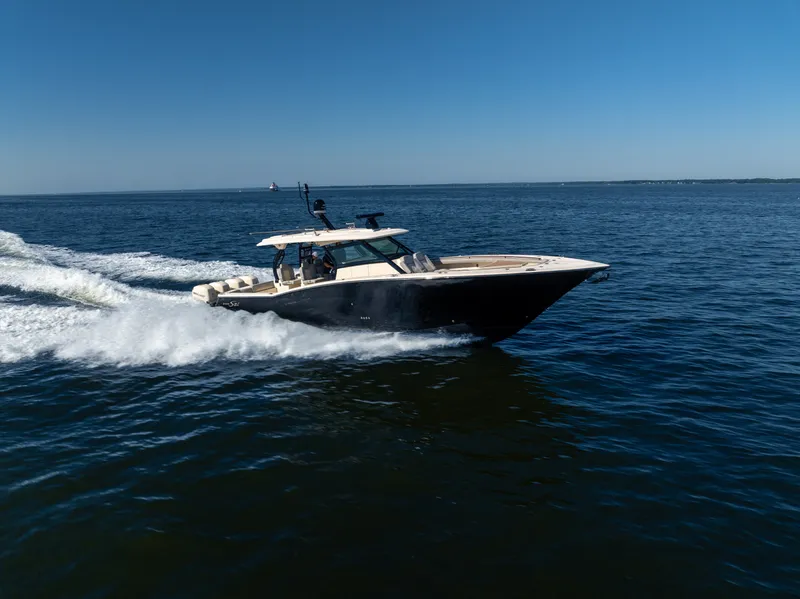 Slide: The Image of Scout 420 LXF 2020 - 23