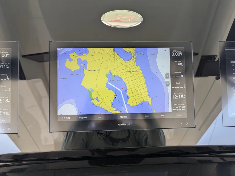 Slide: The Image of Scout 420 LXF 2020 - 14