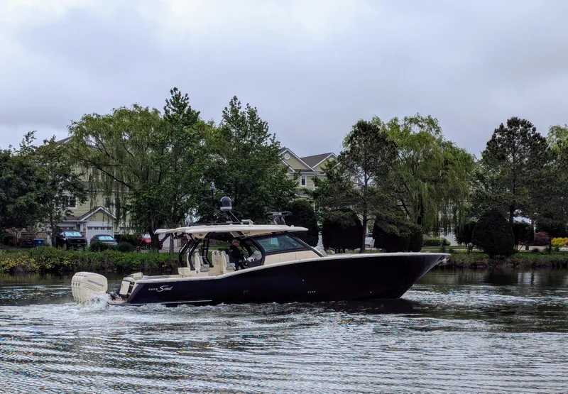 Slide: The Image of Scout 420 LXF 2020 - 8